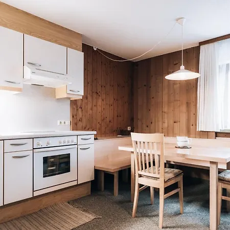 Gaestehaus Laesser 3* Mellau