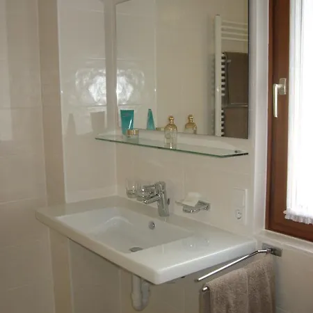 Gaestehaus Laesser 梅劳