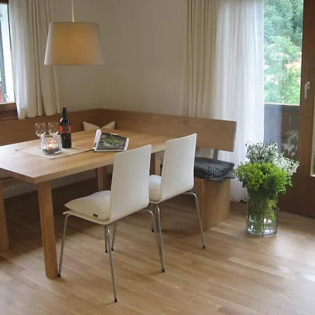 Bed & Breakfast Gaestehaus Laesser 3*