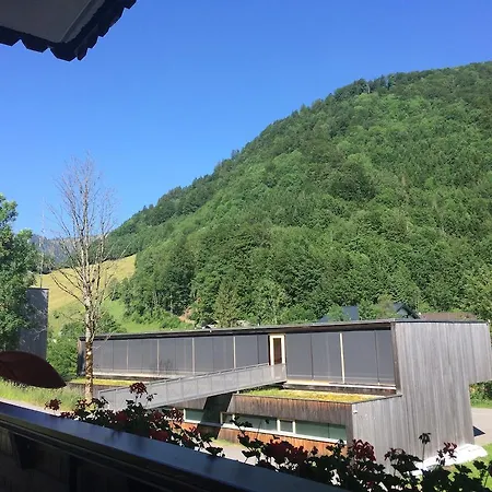 住宿加早餐酒店 Gaestehaus Laesser